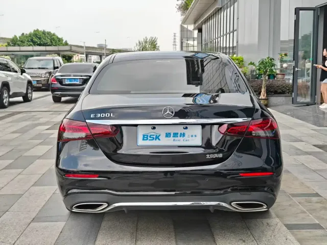 Mercedes-Benz Mercedes-Benz E-Class 2023 E 300 L Sport Luxury — Фото автомобиля 4