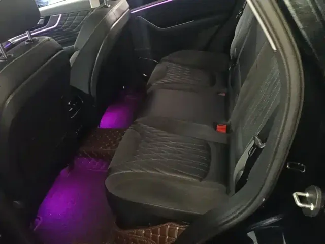 Hongqi Hongqi HS5 2022 Facelift 2.0T Smart Flag Enjoyment AWD Edition — Фото автомобиля 16