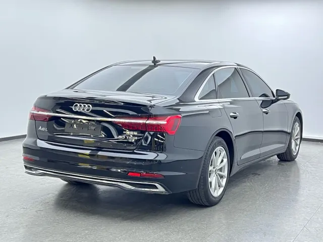 Audi A6L — Фото автомобиля 4