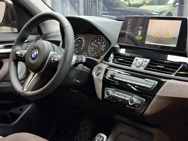 BMW X1 — Фото автомобиля 11