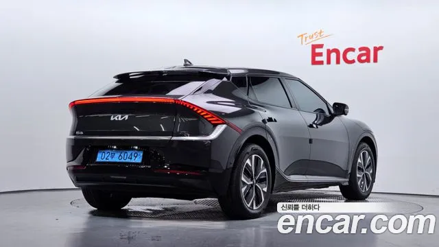 Kia EV6 — Фото автомобиля 2