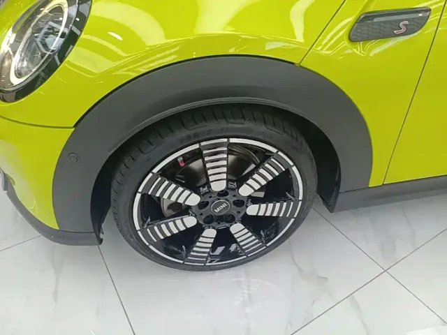 MINI Hatch — Фото автомобиля 22