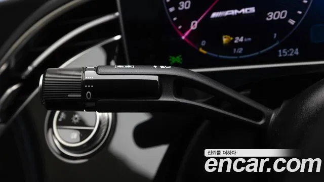 Mercedes-Benz E-Class — Фото автомобиля 17