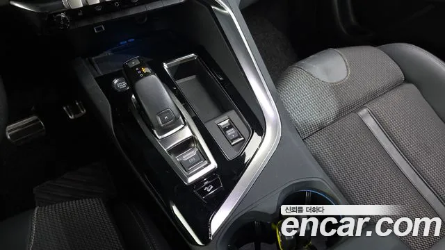 Peugeot 3008 2nd Gen — Фото автомобиля 9