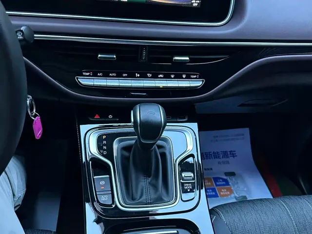 GAC Trumpchi M6 — Фото автомобиля 4
