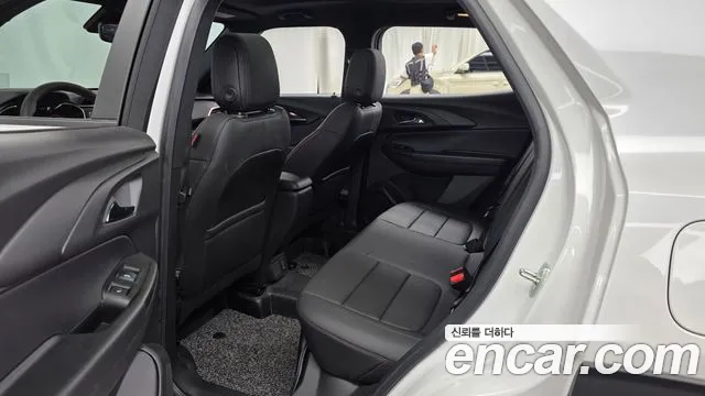 ChevroletGMDaewoo Trailblazer Trailblazer 1.3 турбо 4WD — Фото автомобиля 9