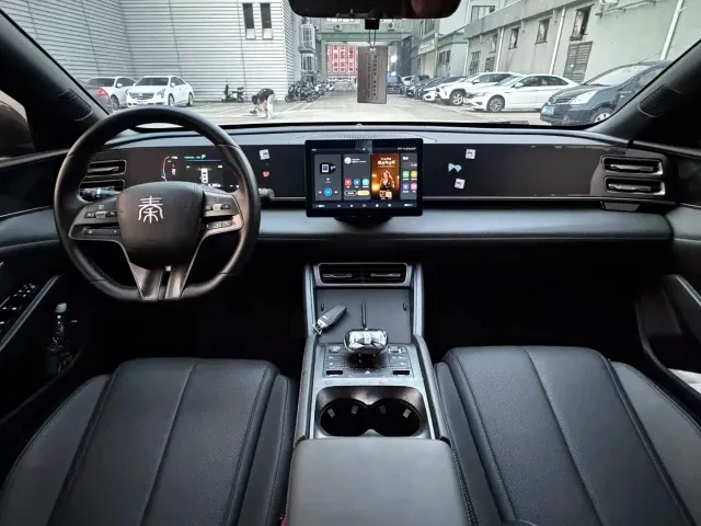 BYD Qin L — Фото автомобиля 9