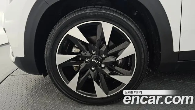 Kia Seltos Seltos Бензин 1.6 турбо 2WD — Фото автомобиля 5