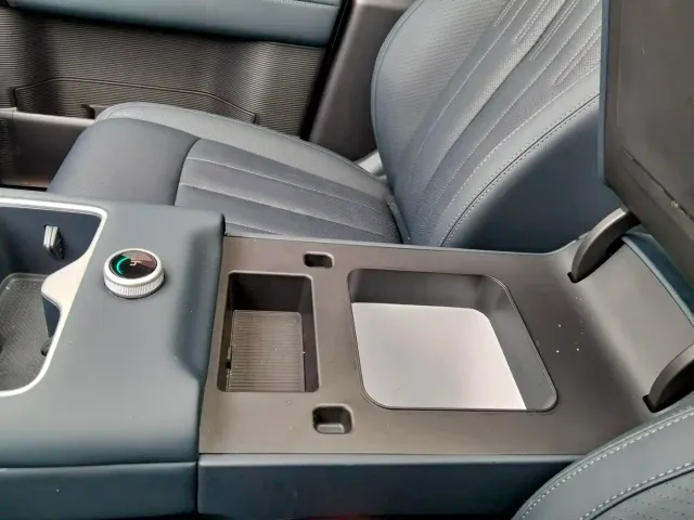 BYD FangChengBao Titanium 7 — Фото автомобиля 13