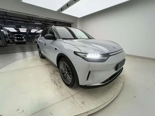 Leapmotor C11 — Фото автомобиля 28