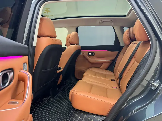 Leapmotor C10 — Фото автомобиля 7