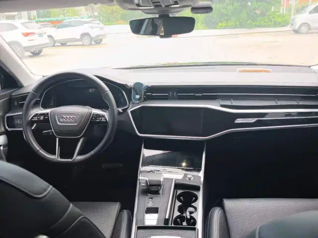 Audi A6L — Фото автомобиля 6