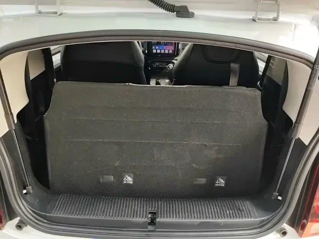 Roewe Clever — Фото автомобиля 18
