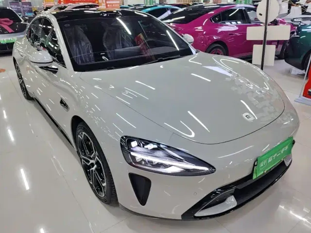 Xiaomi SU7 — Фото автомобиля 3