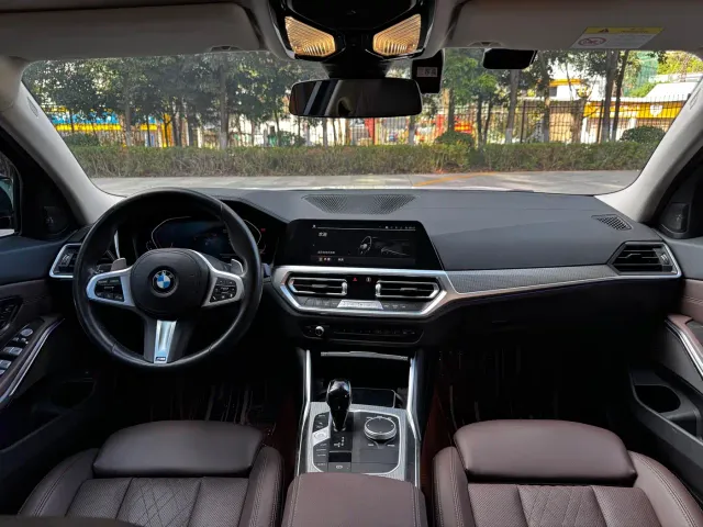 BMW 3 Series — Фото автомобиля 18