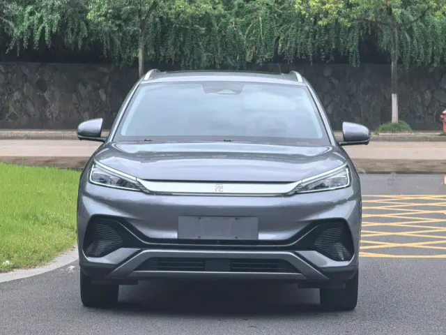 BYD Yuan PLUS — Фото автомобиля 2