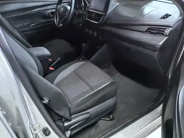 Toyota Vios FS — Фото автомобиля 10