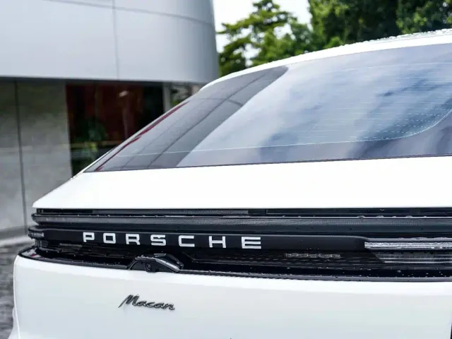 Porsche Macan EV — Фото автомобиля 14