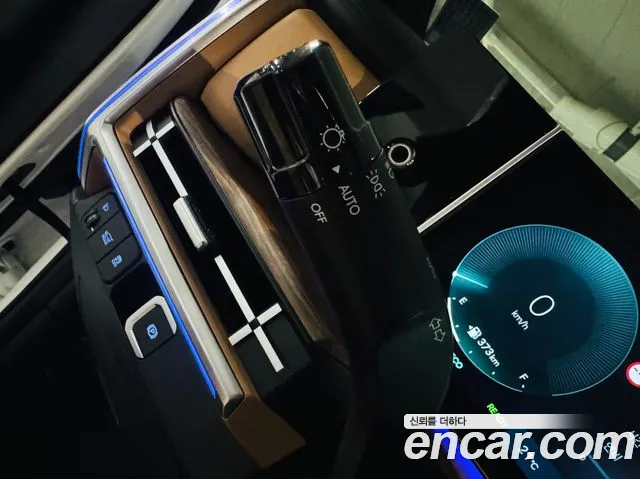 Hyundai Santa Fe MX5 — Фото автомобиля 12