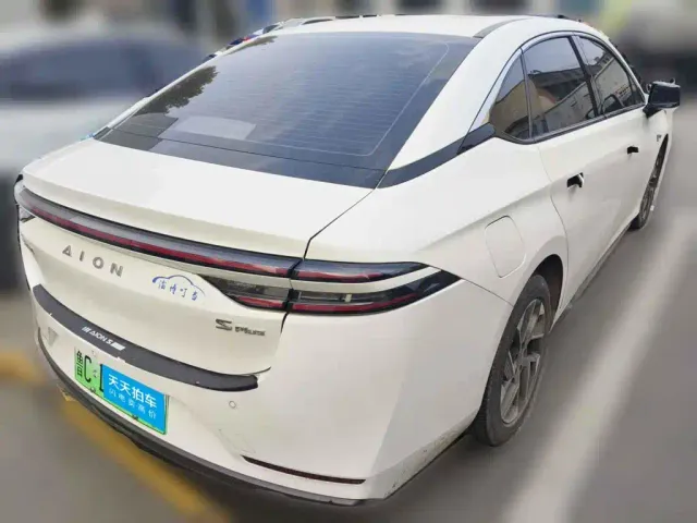 GAC Aion S Plus — Фото автомобиля 2