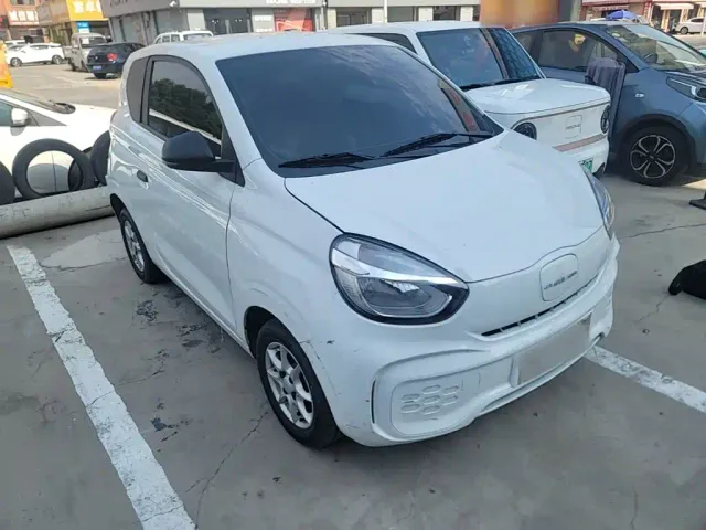 Roewe Clever — Фото автомобиля 3