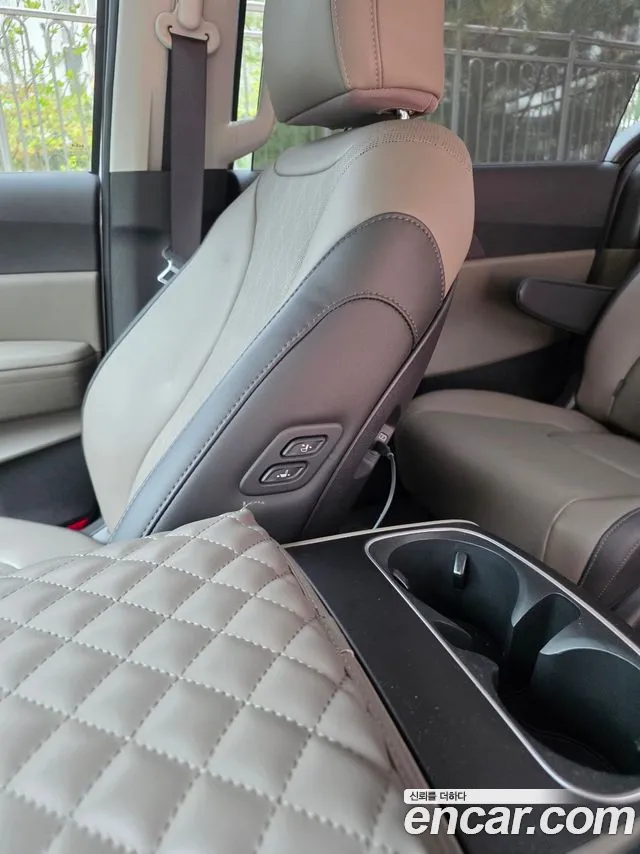 Kia Carnival 4th Gen — Фото автомобиля 10