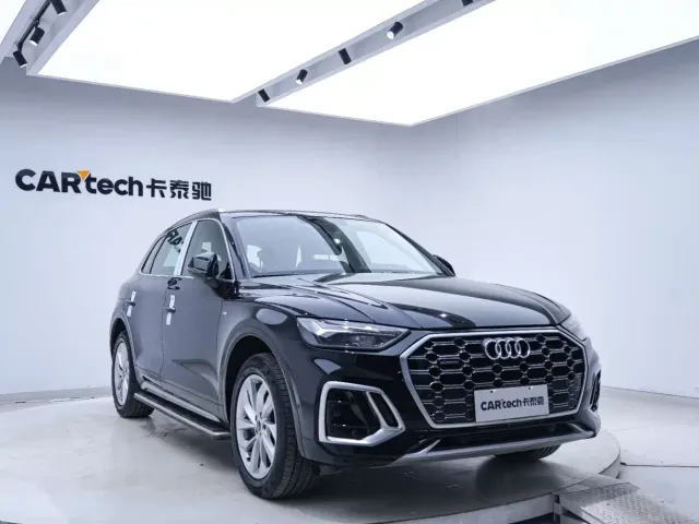 Audi Q5L — Фото автомобиля 6