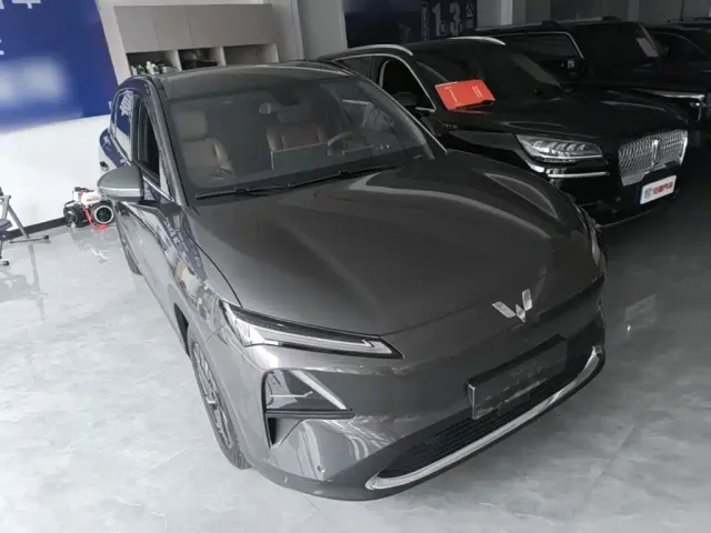Wuling Starlight S — Фото автомобиля 3