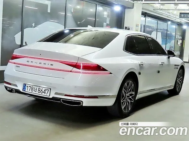 Genesis G90 RS4 — Фото автомобиля 4