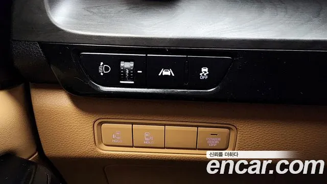Kia Canival Carnival 4 поколение 9 мест Prestige — Фото автомобиля 18