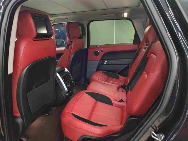 Land Rover Range Rover Sport — Фото автомобиля 5