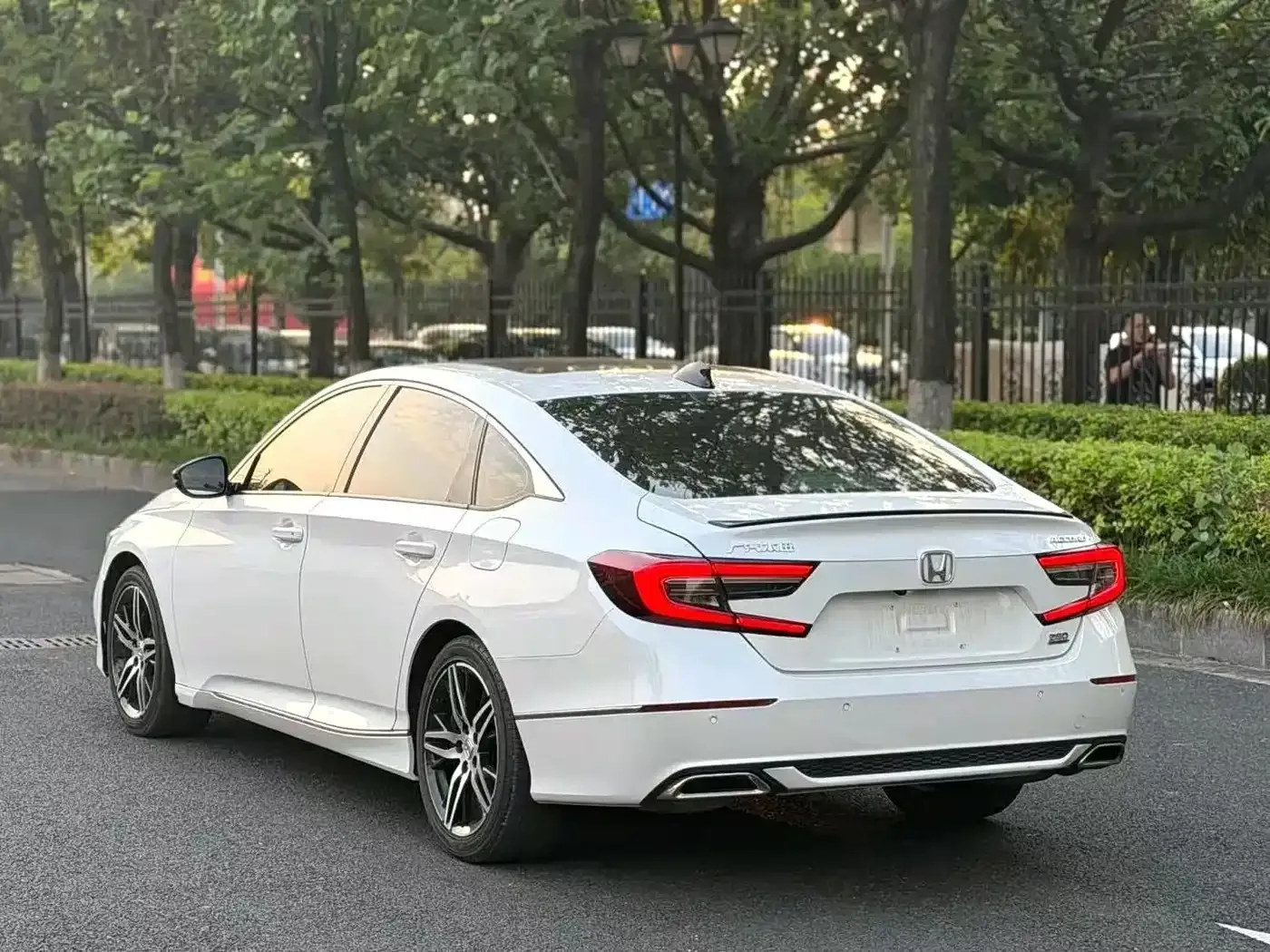 Honda Accord 2022 260TURBO Phantom Night Premium — Фото автомобиля 3