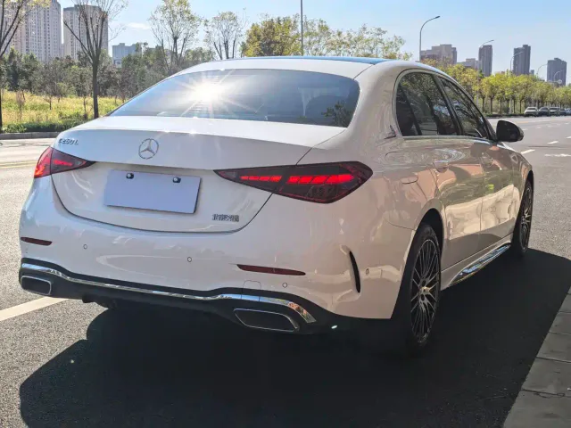 Mercedes-Benz C-Class — Фото автомобиля 15