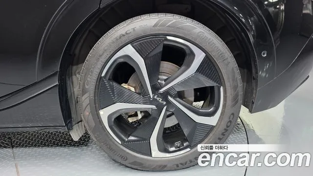 Kia EV6 — Фото автомобиля 21