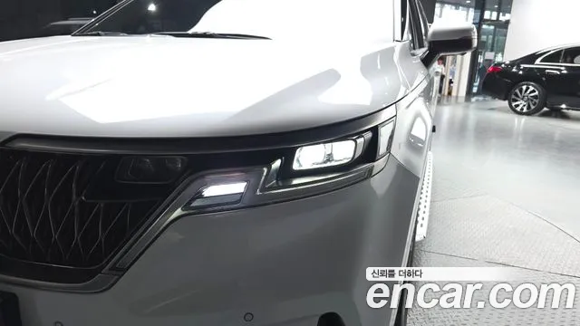 Kia Canival Carnival 4 поколение Бензин 7 мест Signature — Фото автомобиля 20