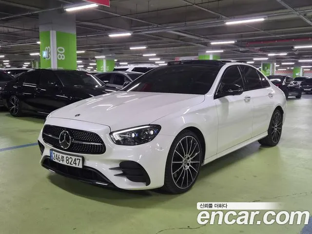Фотография автомобиля — Mercedes-Benz E-Class W213