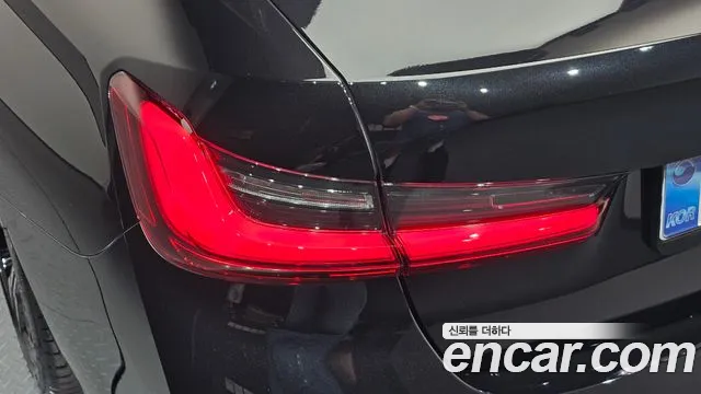 BMW 3-Series 3 серия (G20) 320i M Sport — Фото автомобиля 21