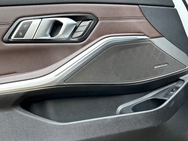 BMW 3 Series — Фото автомобиля 26