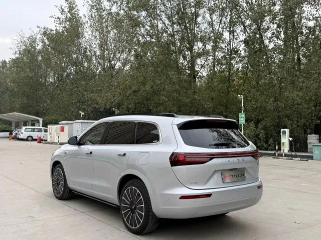 Aito M7 — Фото автомобиля 6