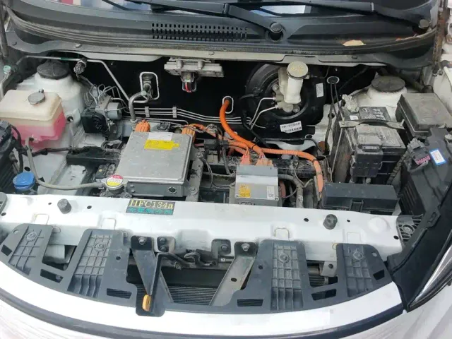 Changan Benben E-Star — Фото автомобиля 10