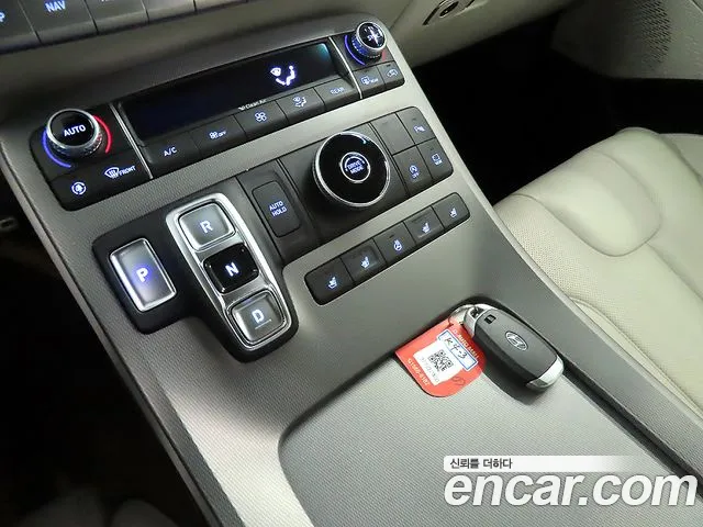 Hyundai Palisade Palisade Дизель 2.2 2WD — Фото автомобиля 12