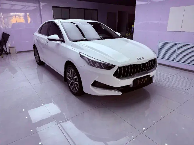 Kia K3 — Фото автомобиля 5