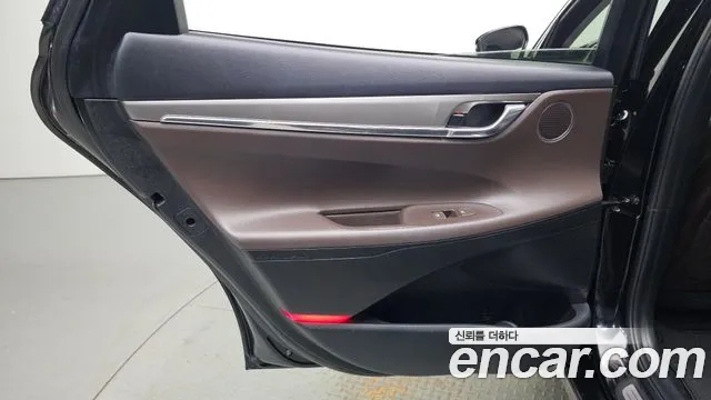 Hyundai Grandeur New — Фото автомобиля 14