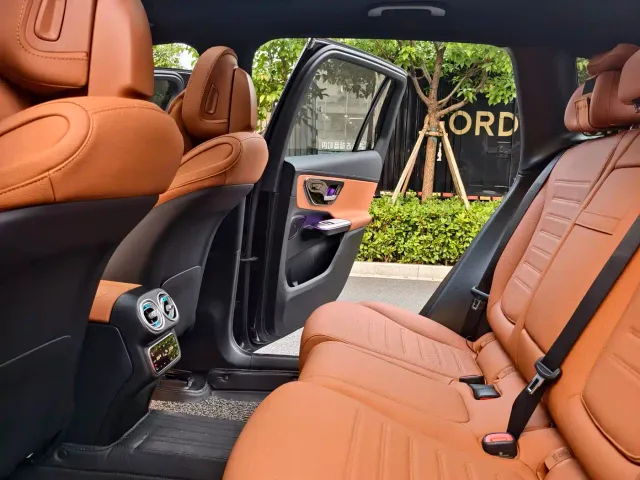 Mercedes-Benz GLC-Class — Фото автомобиля 11