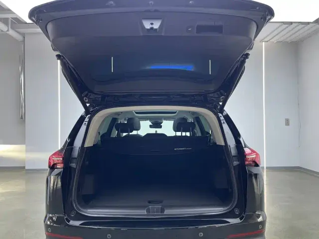 Buick Envision Plus — Фото автомобиля 8
