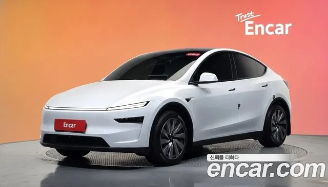 Фотография автомобиля — Tesla Model Y