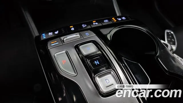 Hyundai Tucson Tucson (NX4) Дизель 2.0 4WD — Фото автомобиля 8