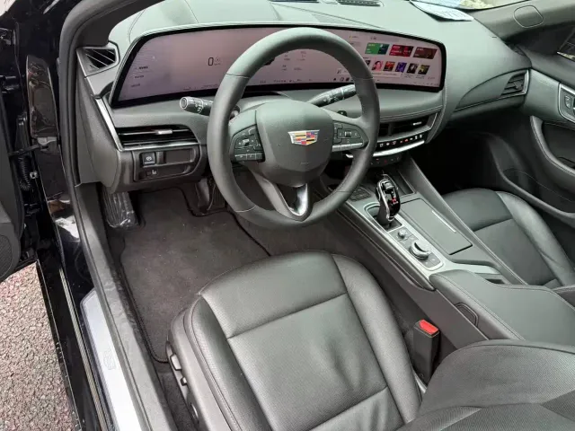 Cadillac CT5 — Фото автомобиля 7