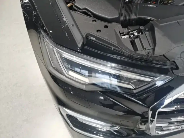 Audi A6L — Фото автомобиля 10