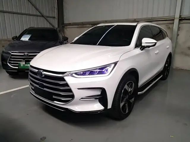 Фотография автомобиля — BYD Tang